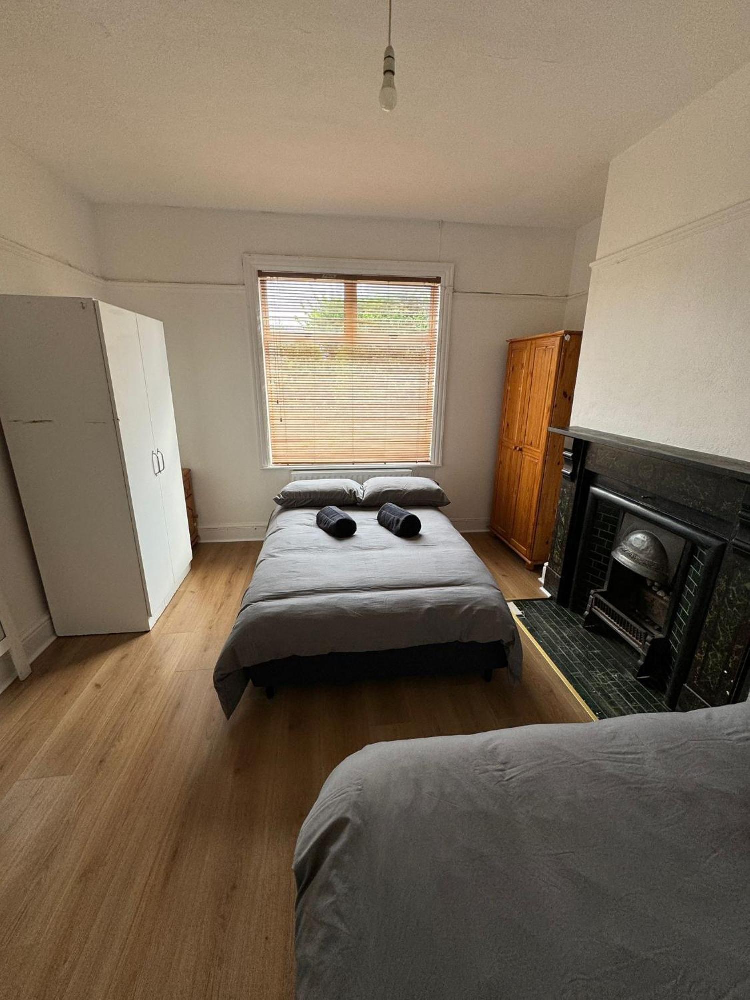 דבלין Nice Triple Room At 2 Iveragh Rd-6 מראה חיצוני תמונה